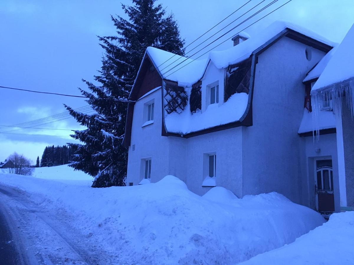 Ubytovani U Mateje Horni Blatna Luaran gambar